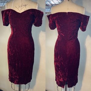 1980s JOHN ROBERTS vintage burgundy crushed velvet off shoulder dress size small